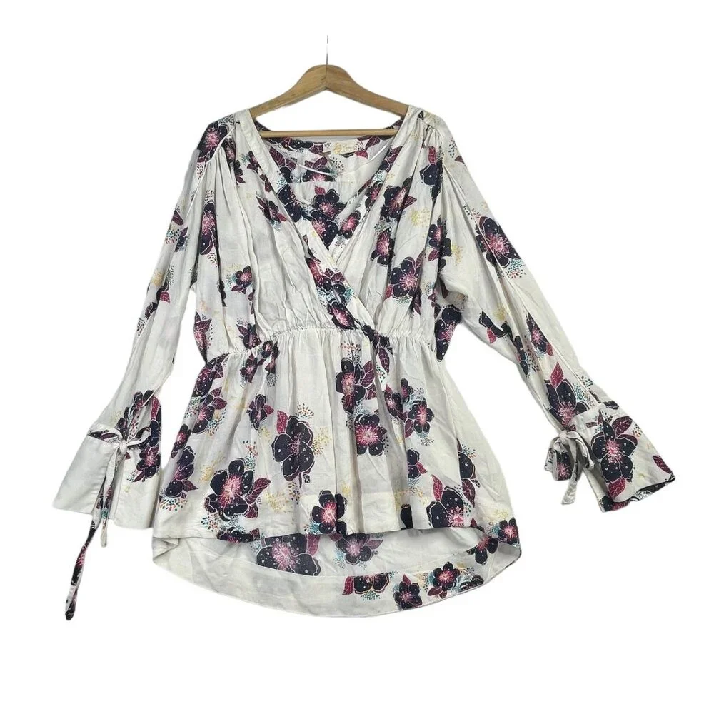 Free People Tuscan Dreams Floral Printed Tunic size‎ Small White